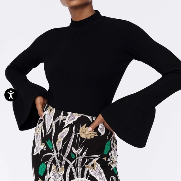 NWT DVF Flutter Sleeve Viscose-Knit Turtleneck Pullover in Black - Small - Picture 5 of 5